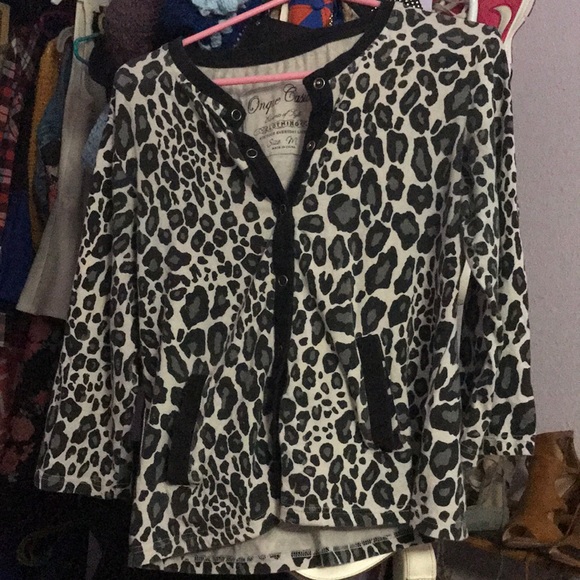 Sweater - Picture 2 of 3